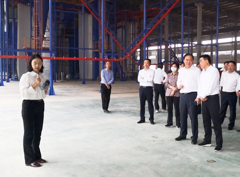 宣城市市委书记孔晓宏、市长何淳宽一行莅临徽铝新厂调研 宣城市市委书记孔晓宏、市长何淳宽一行莅临徽铝新厂调研